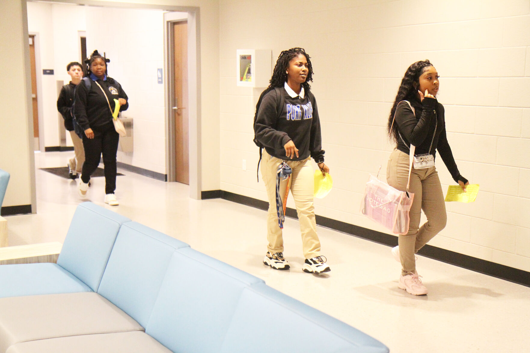 BR.wbrbacktoschool.080725.04.jpg